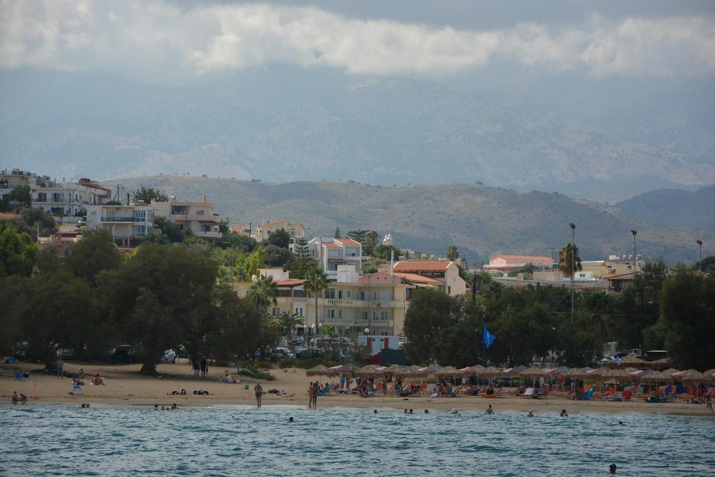 Malou Apartments Kato Daratso Esterno foto