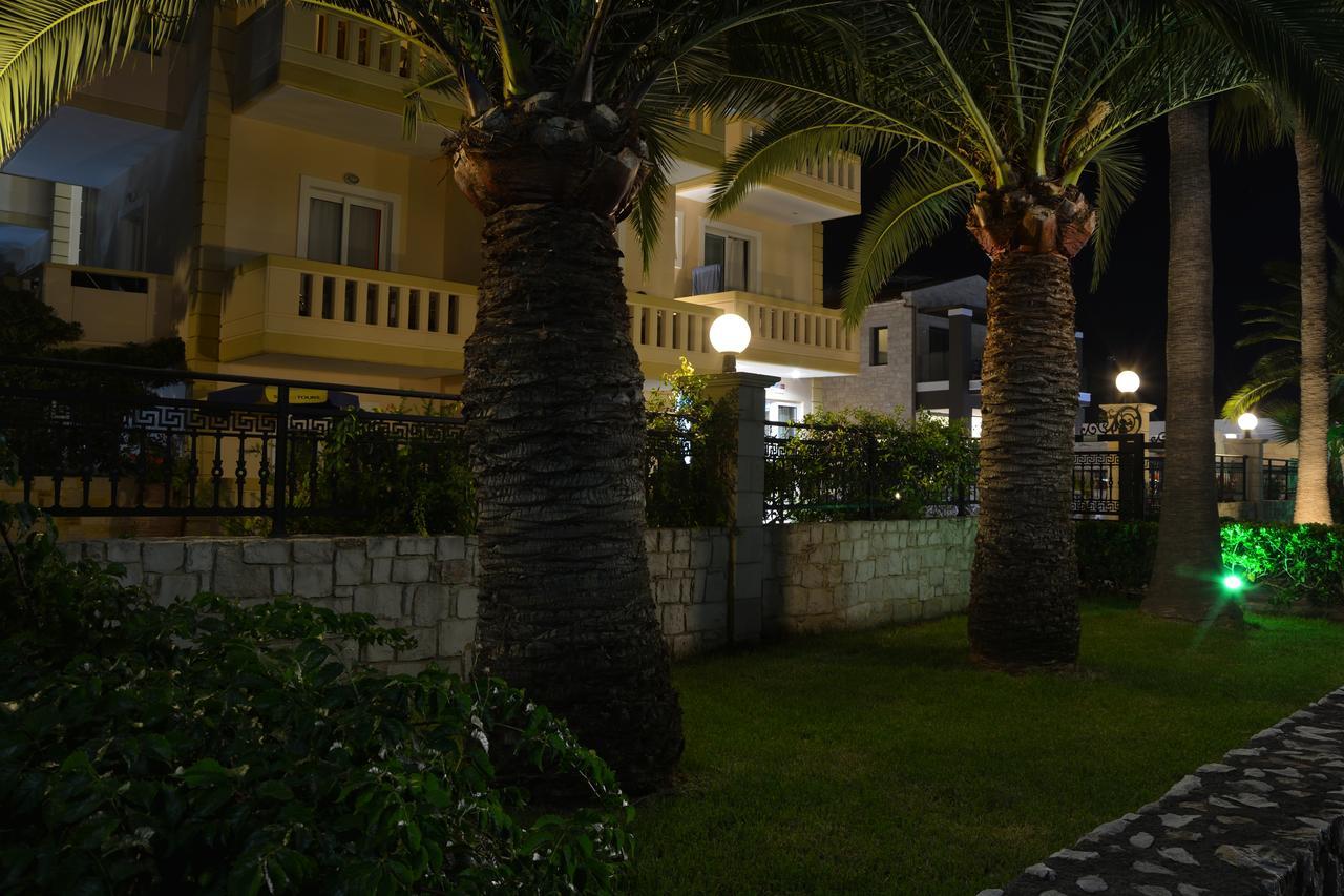 Malou Apartments Kato Daratso Esterno foto